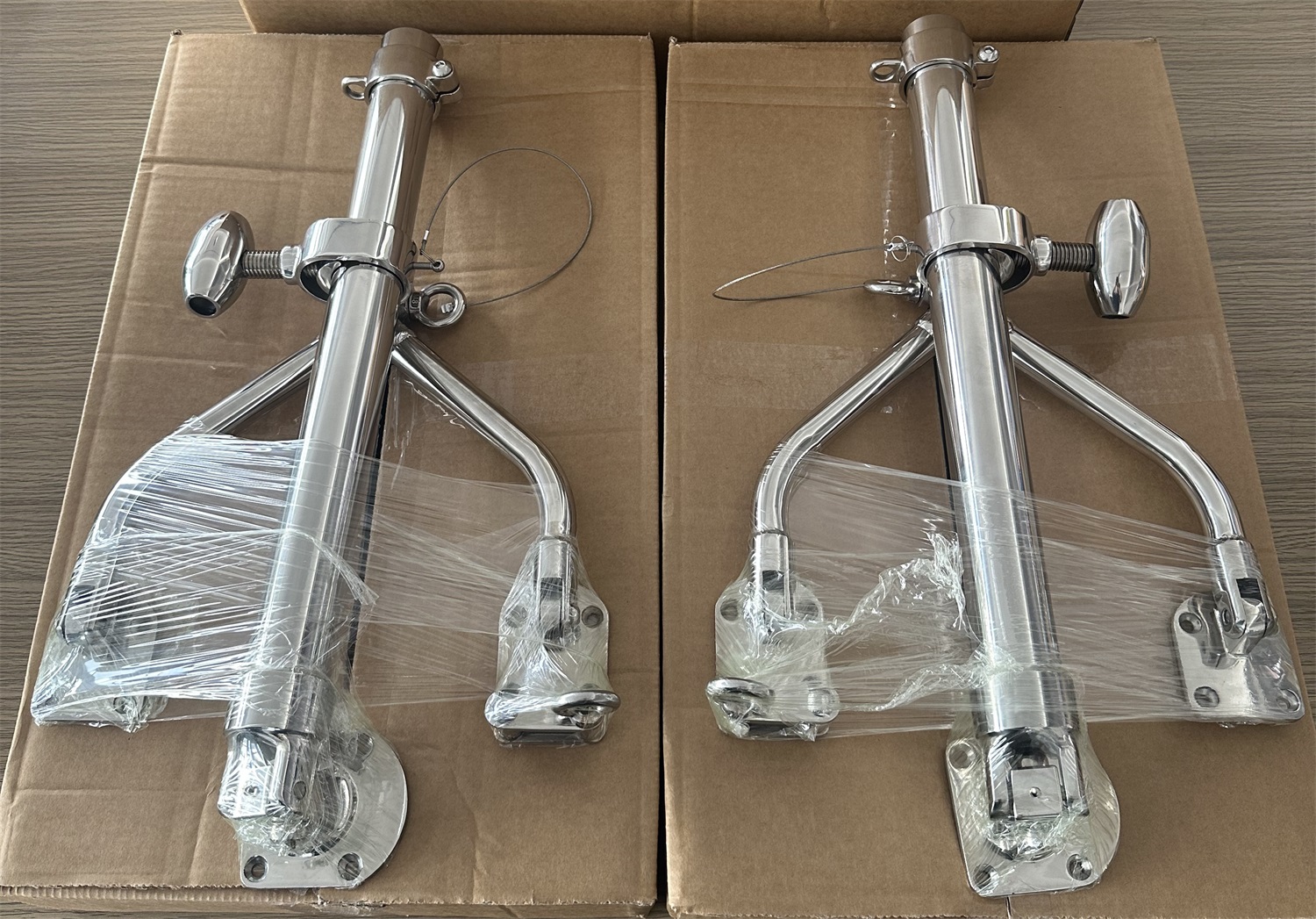 स्टेनलेस स्टील विशबोन आऊट्रिगर बेस फिशिंग रॉड धारक