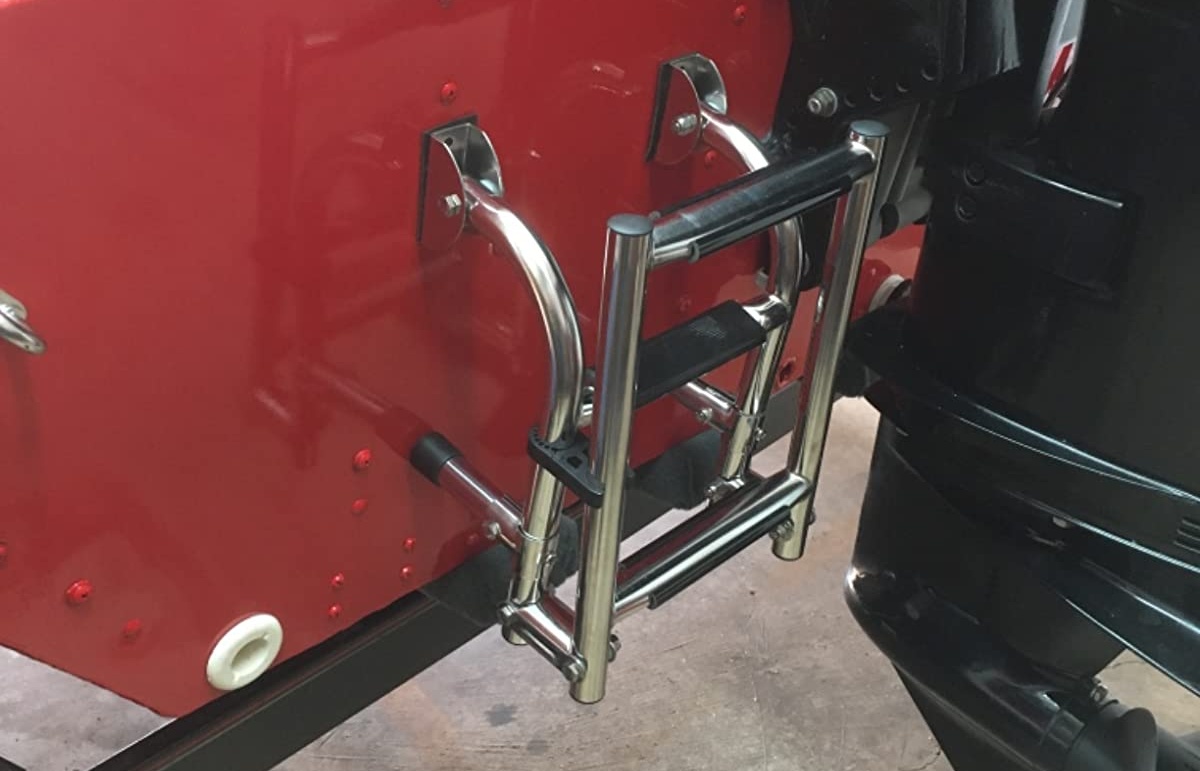 फोल्डिंग बोर्डिंग शिडी